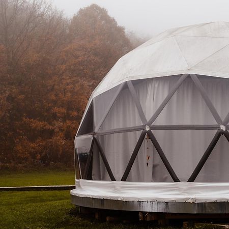Glamping Resort Dolny Kamenec Esterno foto