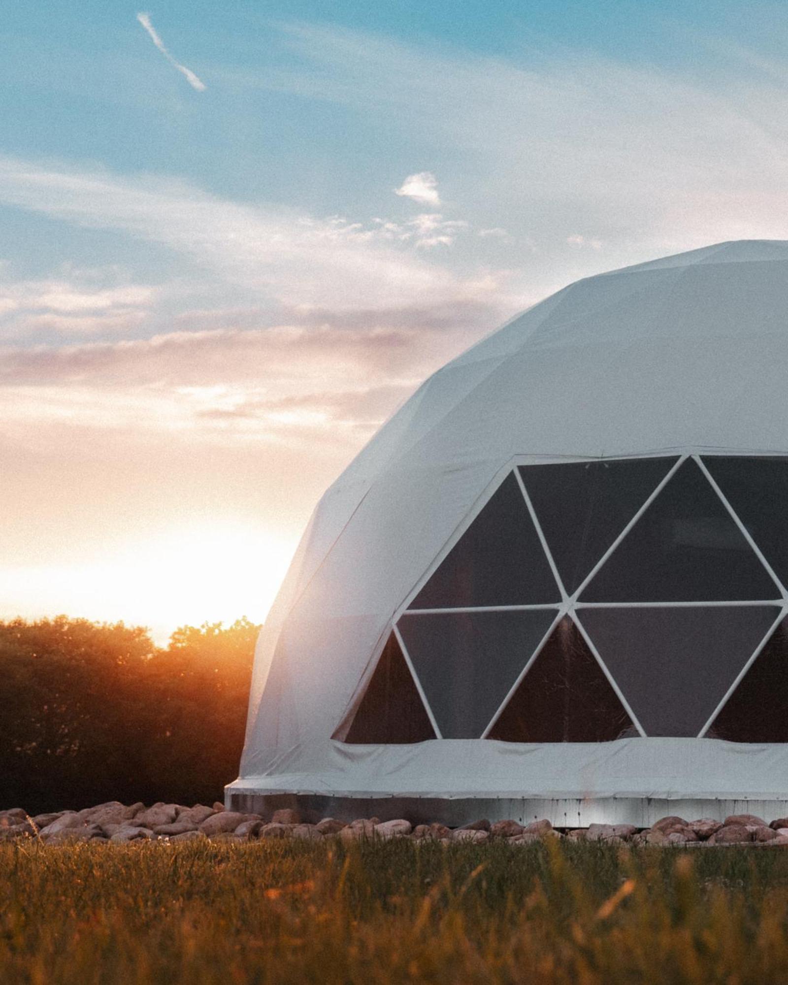 Glamping Resort Dolny Kamenec Esterno foto