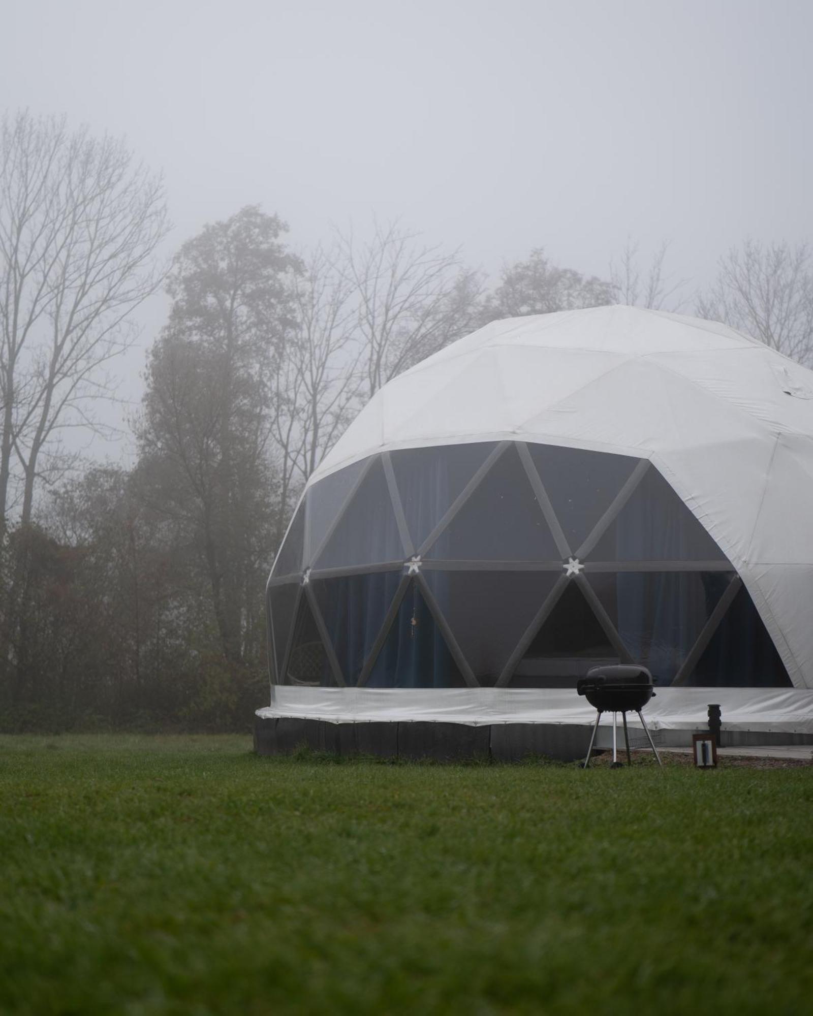 Glamping Resort Dolny Kamenec Esterno foto