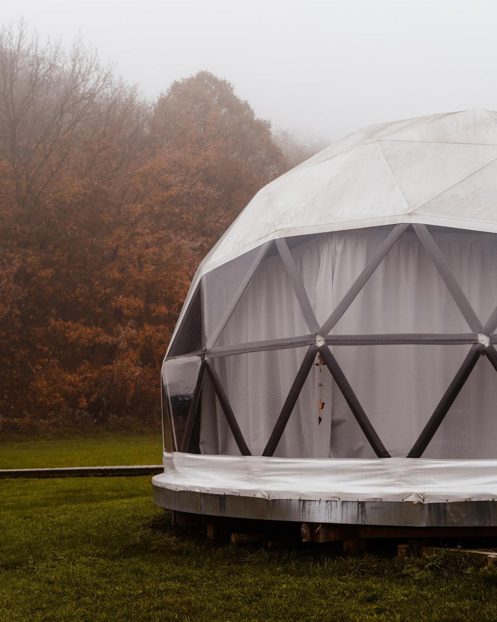 Glamping Resort Dolny Kamenec Esterno foto